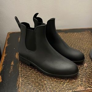 Black Rubber Rain Booties
